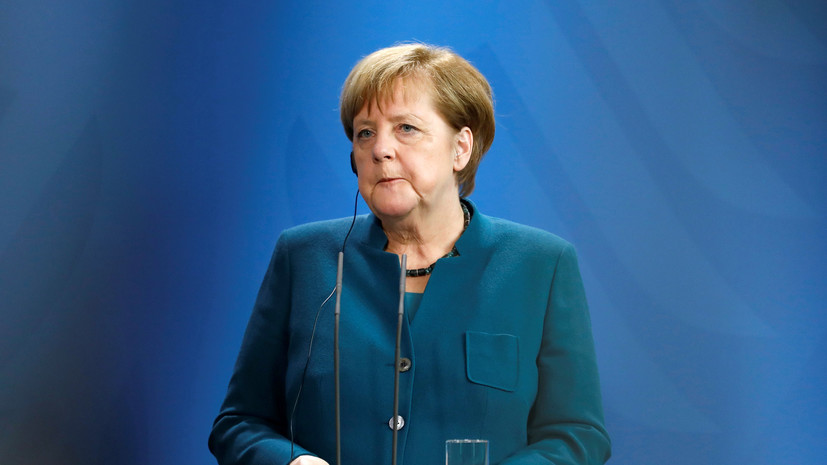 Bloomberg: Меркель встревожена позицией США по «Северному потоку — 2»