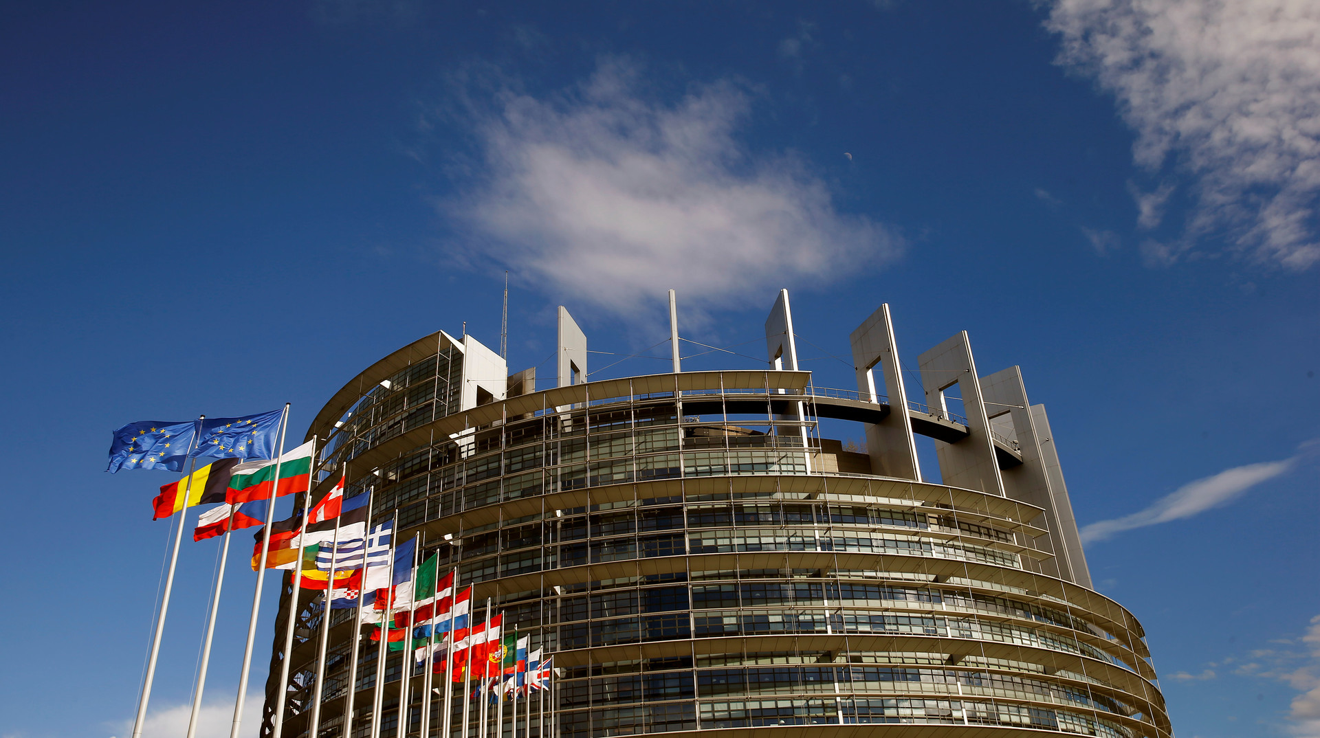 Здание европейского парламента в Брюсселе