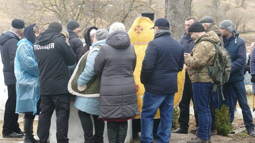 В Винницкой области сторонники новой церкви пытались захватить храм УПЦ