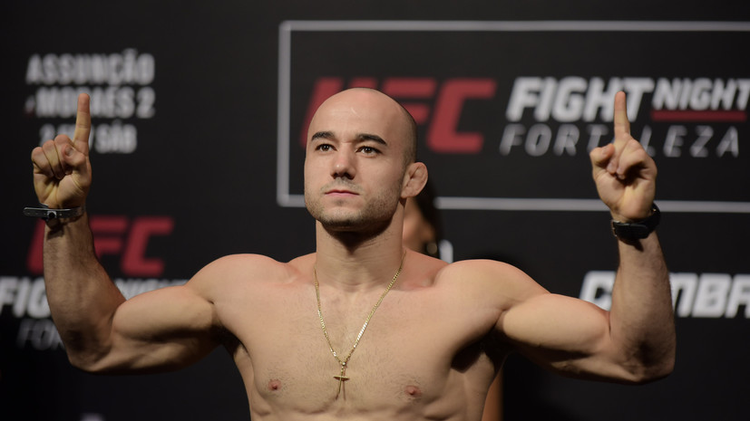 Сехудо будет драться с Мораесом за вакантный титул чемпиона UFC в легчайшем весе