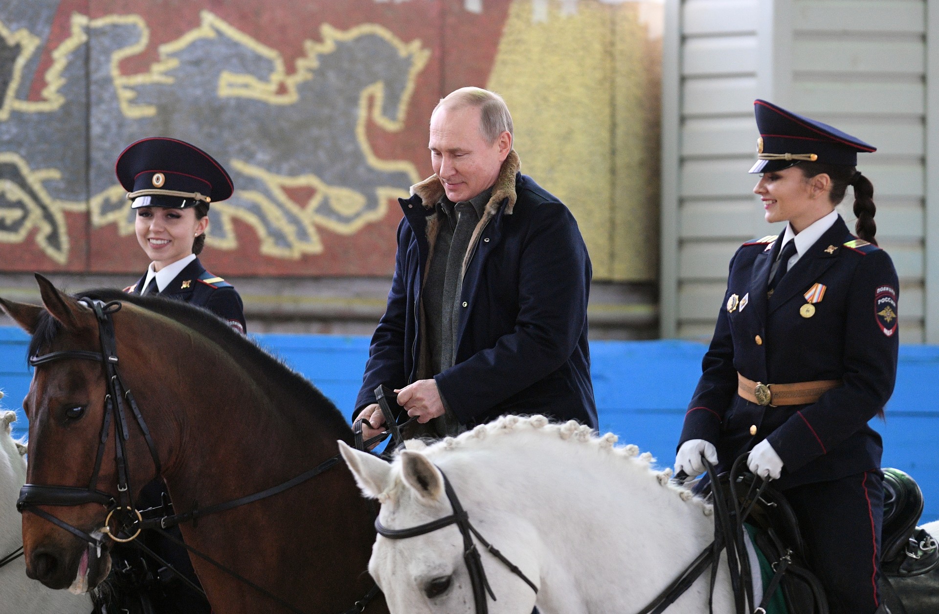 Путин и Конная полиция