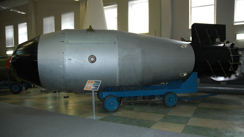 Реферат: Атомная бомба