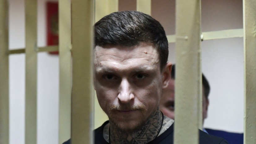 «Издевательство над здравым смыслом»: что говорили о продлении срока ареста Кокорину и Мамаеву