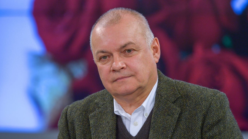 Телеведущий Дмитрий Киселёв впервые вошёл в «Рейтинг травли» медиаперсон