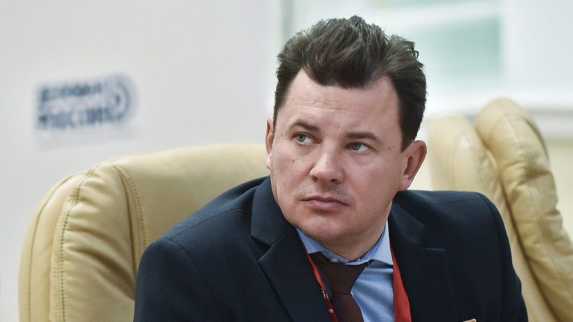 В школе Звёздного Городка появилась именная парта космонавта Романенко