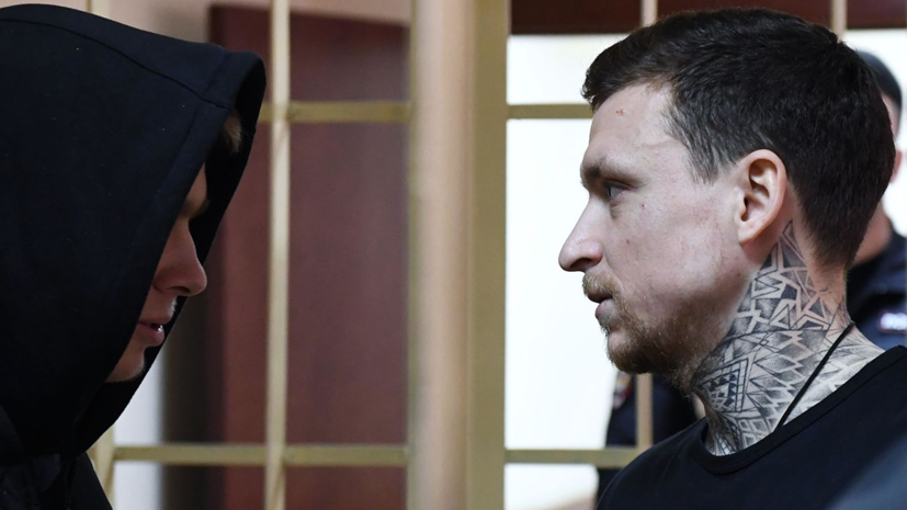 Мамаев пожаловался на вентиляцию в автозаке, на котором его возят в суд