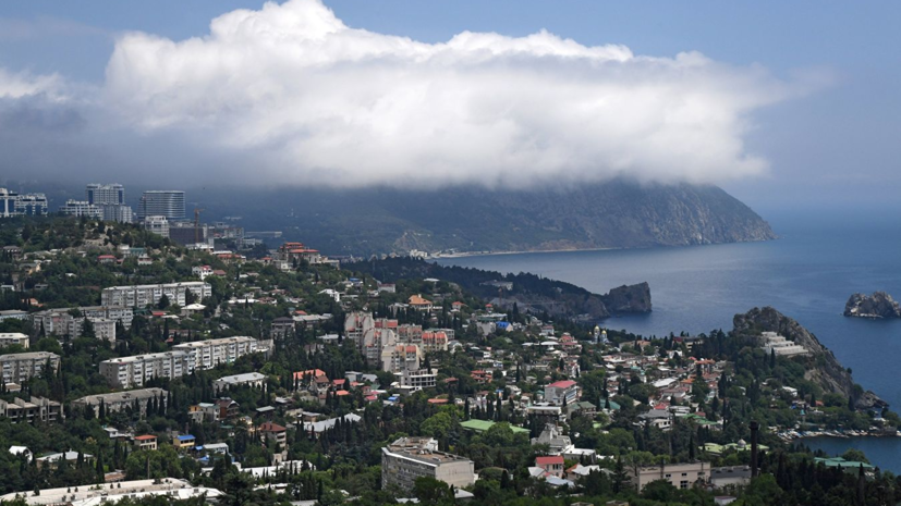 В Крыму объявили штормовое предупреждение на 19—21 апреля