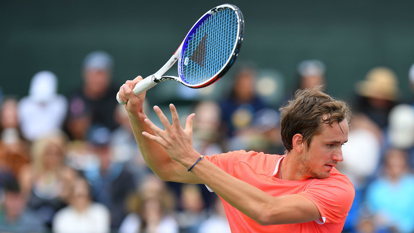 Медведев проиграл Лайовичу в полуфинале турнира ATP в Монте-Карло