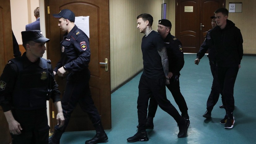 Мамаев о конфликте в «Кофемании»: я там практически спал
