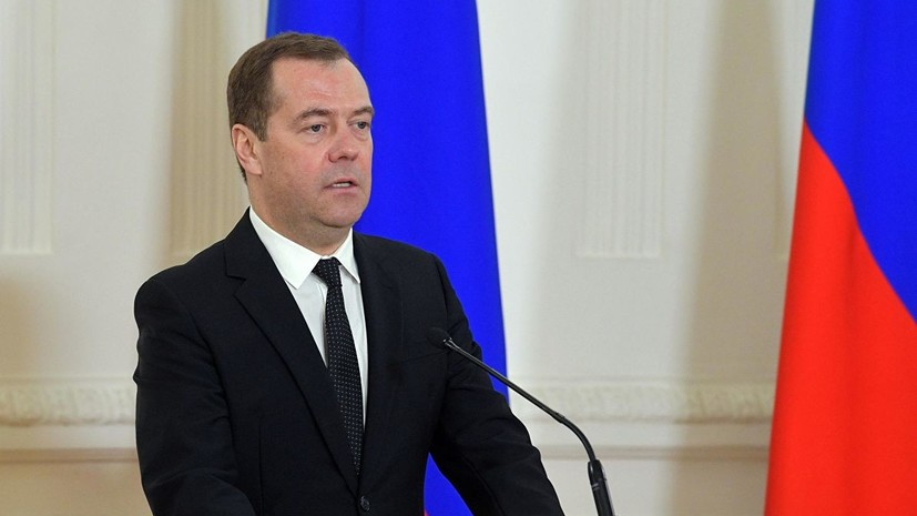Медведев подписал указ о строительстве нового ледового дворца для «Авангарда»