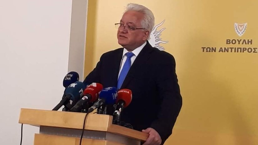 Министр юстиции Кипра покидает пост из-за дела о серийном убийце