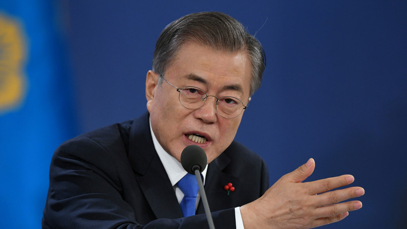 Мун Чжэ Ин заявил об осложнении диалога с КНДР из-за пусков ракет