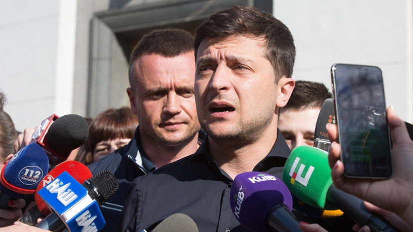 Зеленский сравнил Порошенко с туристом в отеле Египта