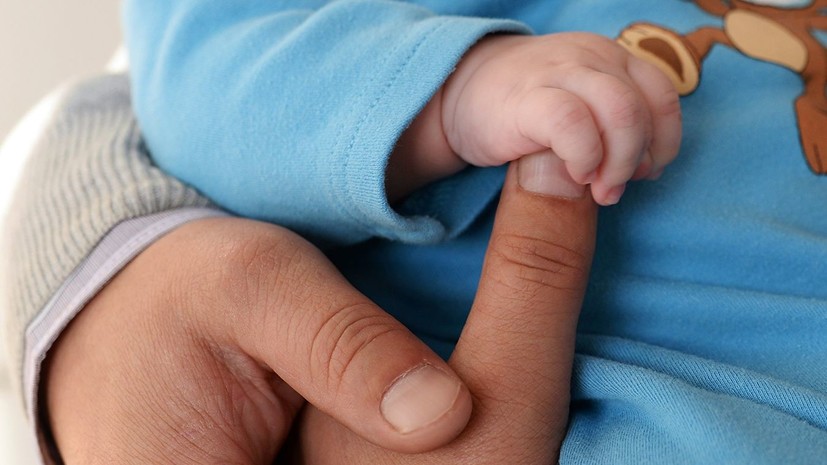 В Кировской области предложили увеличить выплаты приёмным родителям