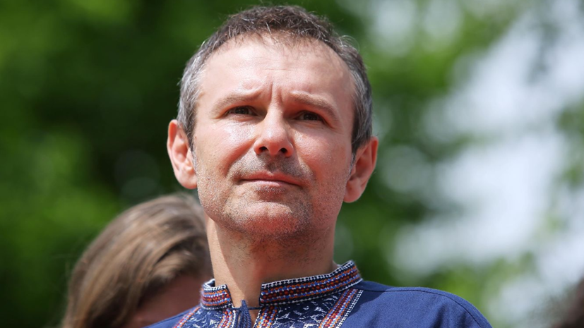Вакарчук заявил, что не намерен отказываться от музыки ради политики