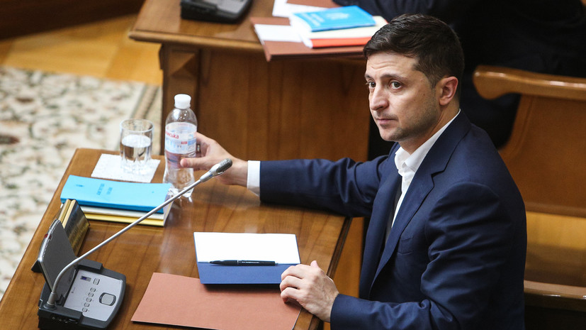 Депутат Рады заявил о превращении Зеленского в «маленького Порошенко»