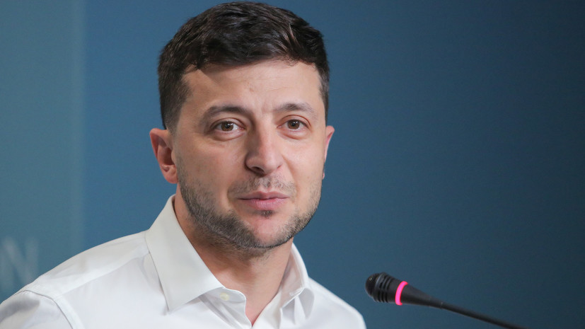 Зеленский отменил 159 указов экс-президентов Украины