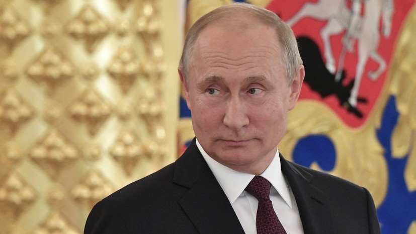 Путин поздравил волейболистов Красильникова и Стояновского с победой на ЧМ