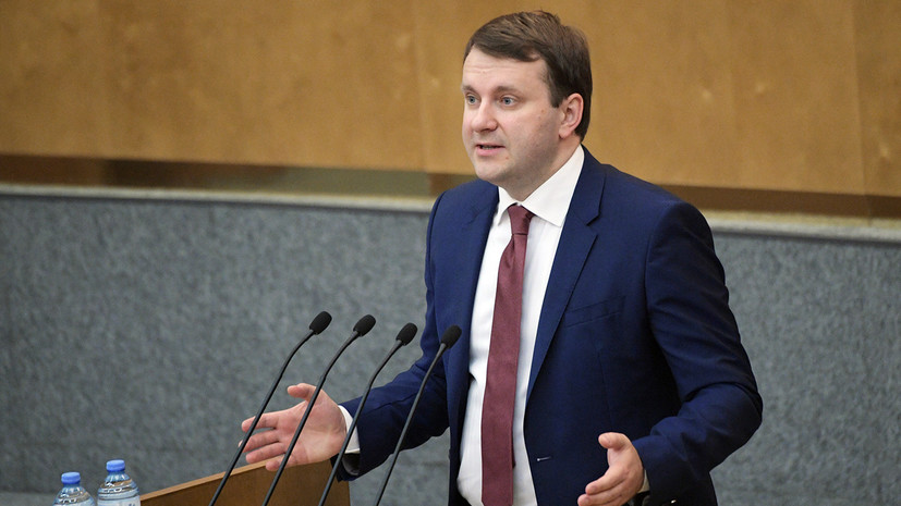 Орешкин рассказал о поездке в Тольятти на Lada Xray