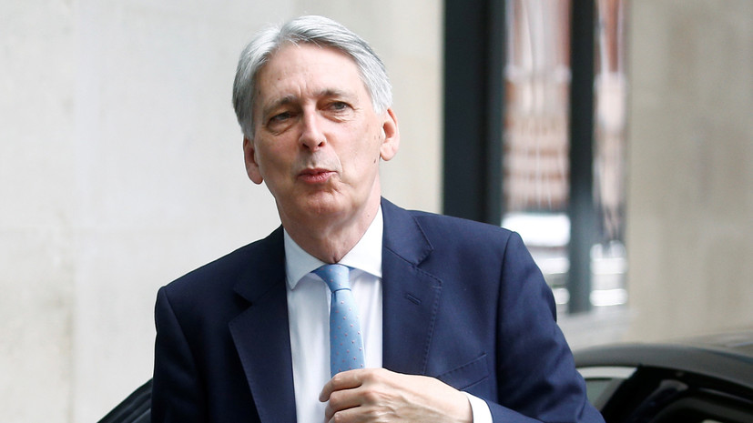 Британский министр финансов назвал дату ухода со своего поста