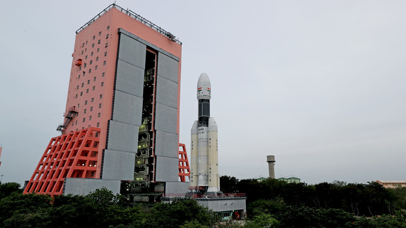 Индия успешно запустила к Луне миссию «Чандраян-2»