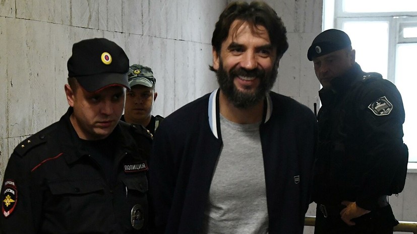Суд отказался продлевать срок ареста счетов по делу Абызова