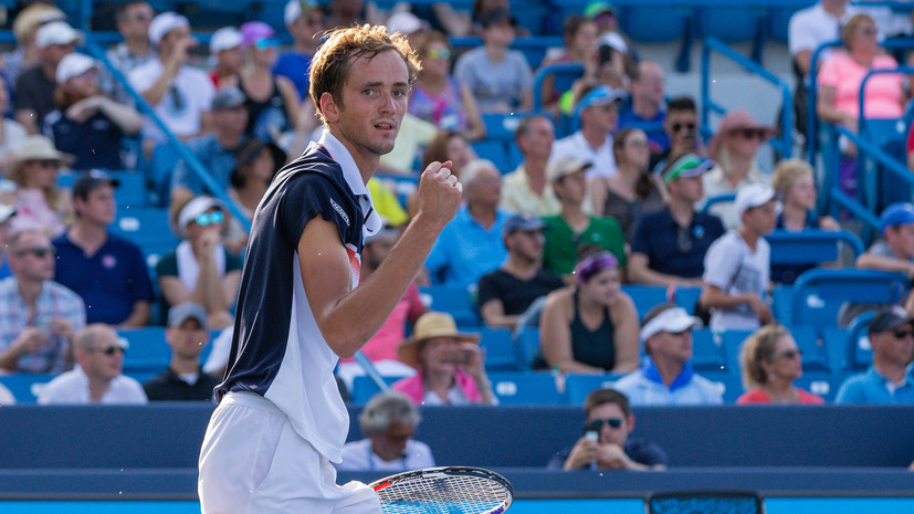 Глава ФТР назвал Медведева одним из фаворитов US Open