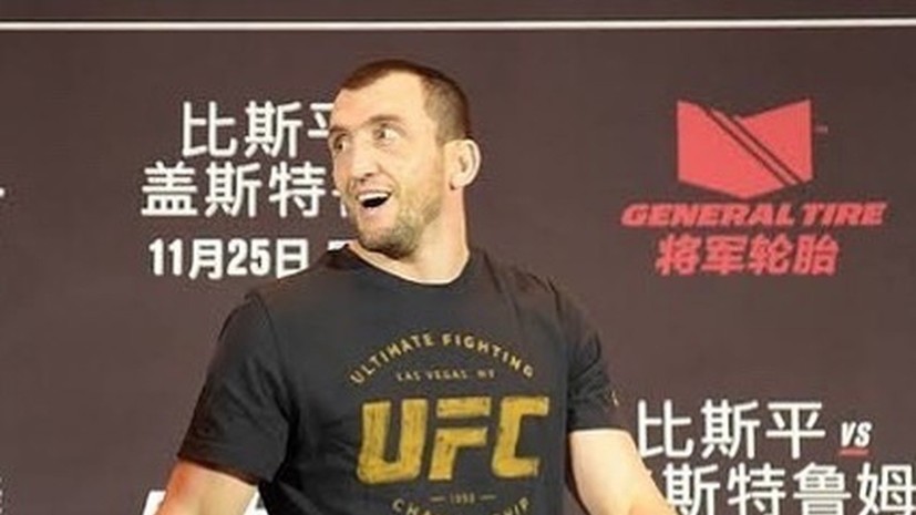 Боец UFC Салихов открыт к предложению стать телохранителем Путина