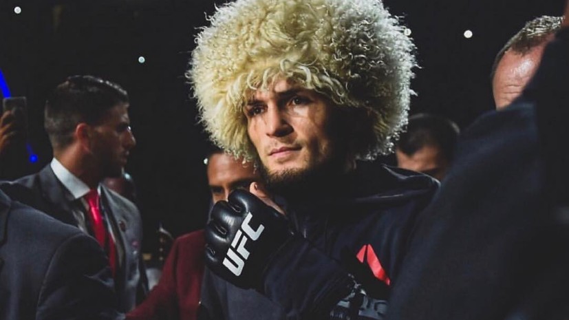Опубликовано видео прыжка Нурмагомедова на главу UFC Уайта