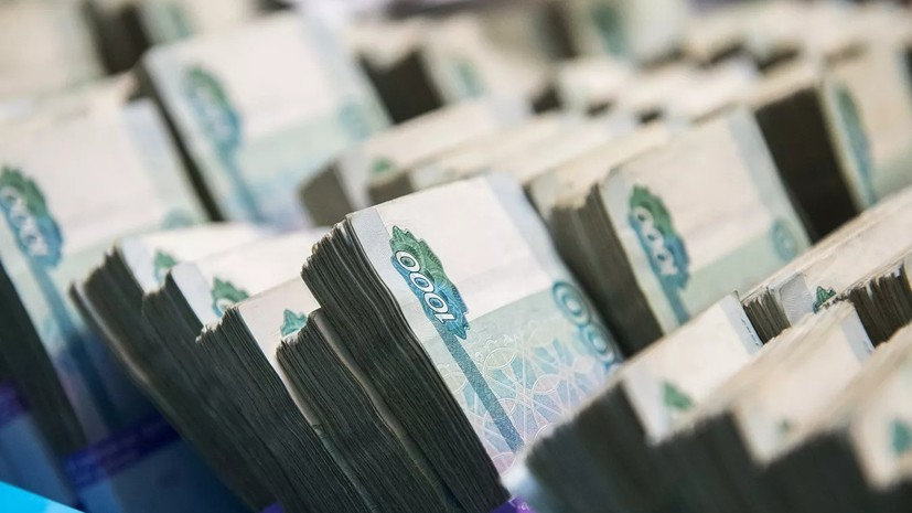 На Урале с осуждённых коррупционеров взыскали более 30 млн рублей