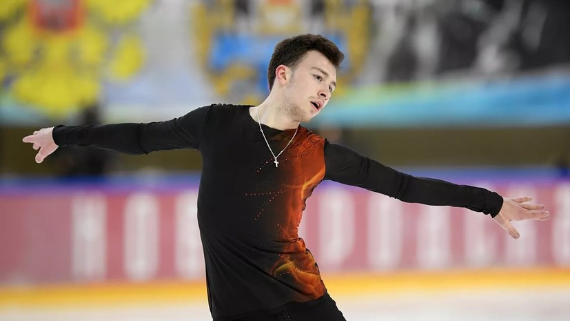 Алиев занимает второе место на Lombardia Trophy после короткой программы