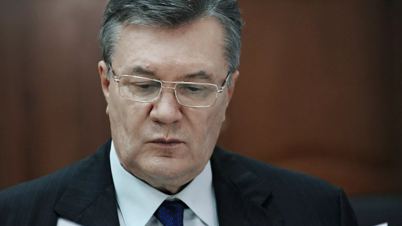 Адвокат: Янукович не поедет в суд на Украину из-за рисков