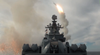 Корабли Тихоокеанского флота отразили атаку условного противника в Охотском море