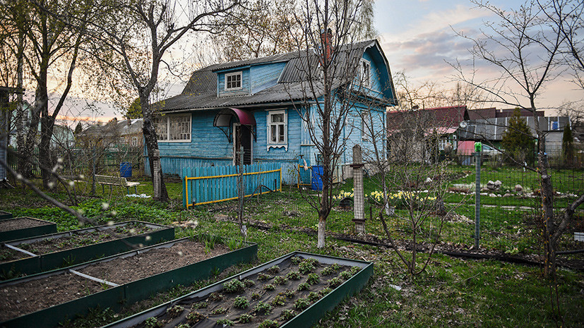 По судебному приказу: в России упростили порядок взыскания долгов с дачников
