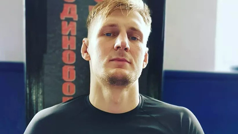 СМИ: Соперником Волкова на турнире UFC в Москве станет бывший игрок NFL