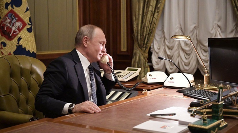 Путин и Меркель обсудили ситуацию с транзитом газа через Украину