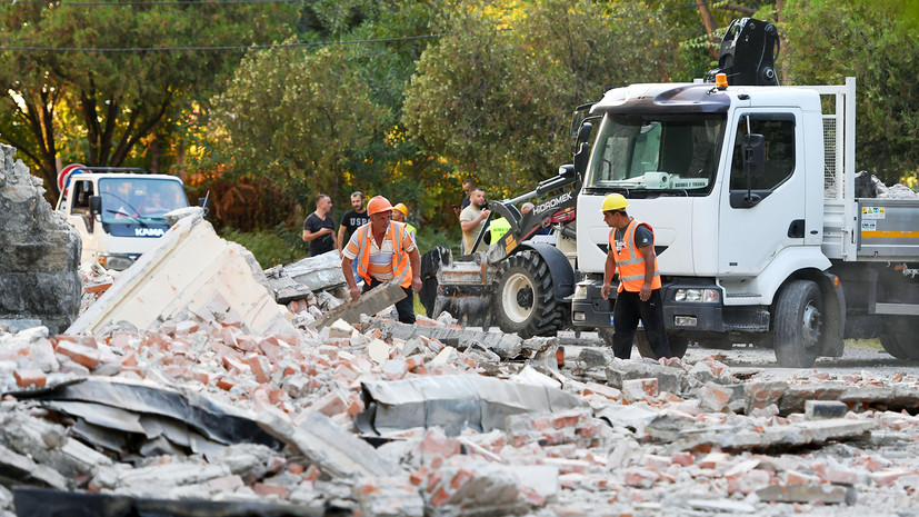 Не менее 50 человек пострадали в результате землетрясения в Албании