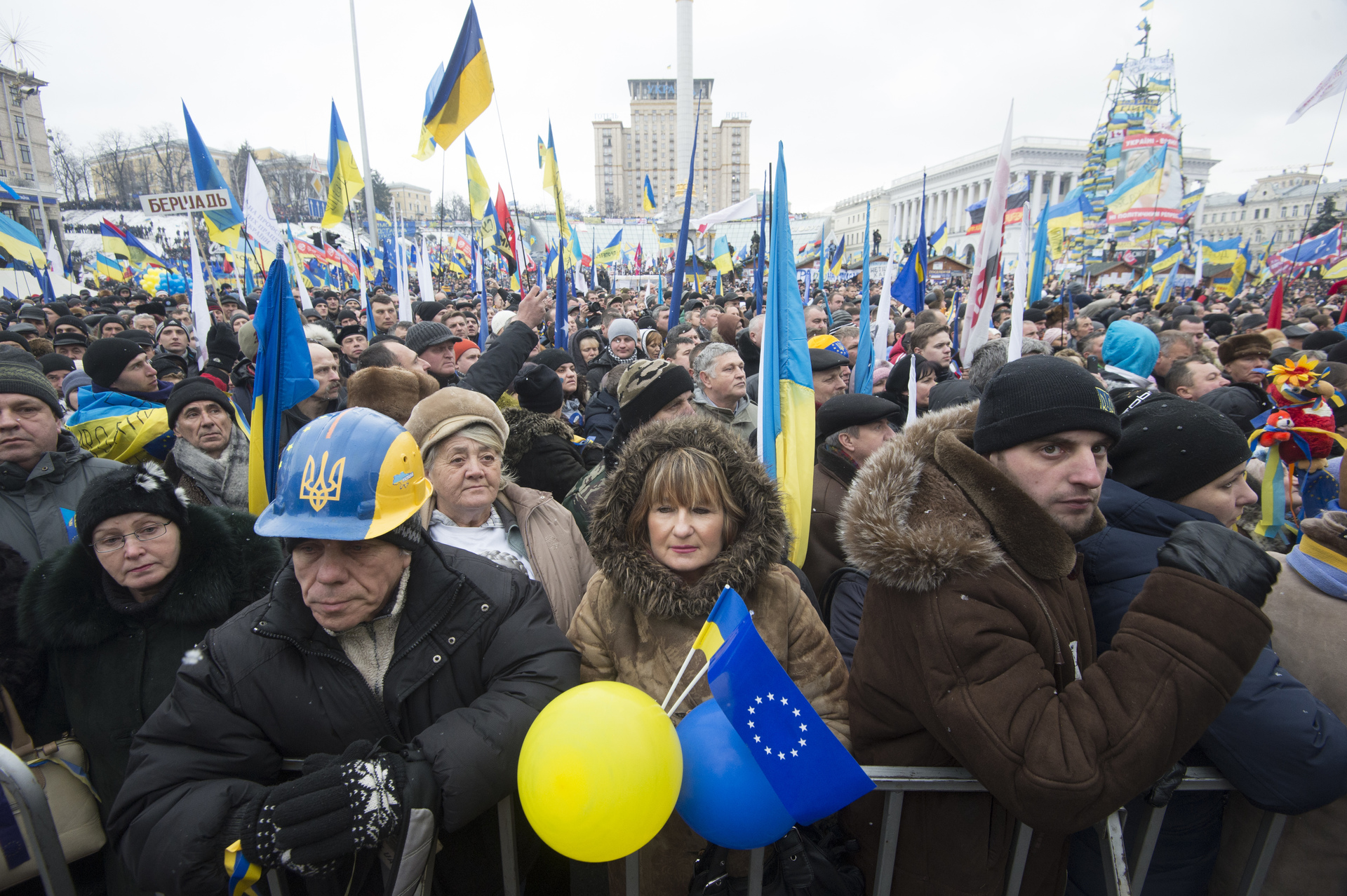 Народ украины сегодня. Украина сегодня. Ситуация на Украине. События на Украине. Политическая ситуация на Украине сейчас.