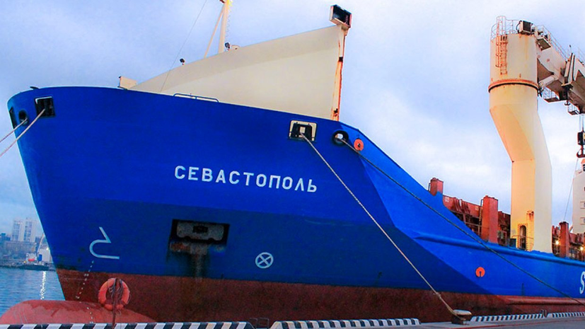 Посольство оказывает помощь российским морякам в Сингапуре