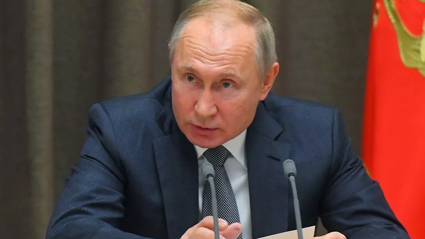 Путин заявил, что услышал просьбу сделать 31 декабря выходным днём