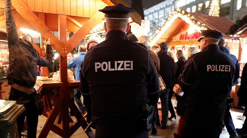 В Берлине эвакуировали людей с рождественского рынка