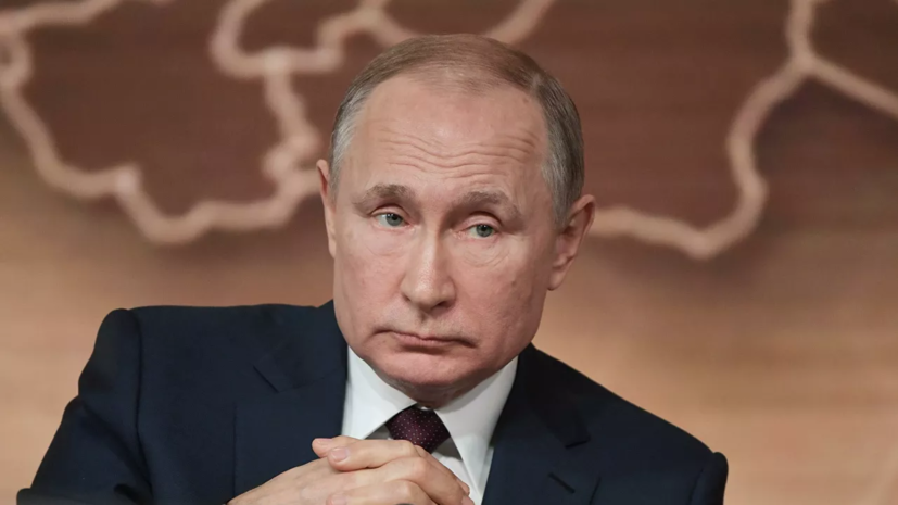 Путин поручил следить за возможным размещением ракет США в мире
