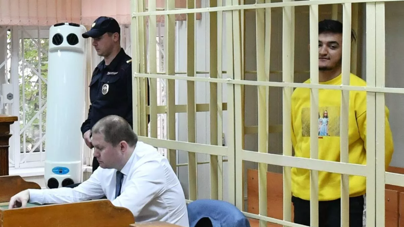 Суд оштрафовал участника акции 27 июля Раджабова