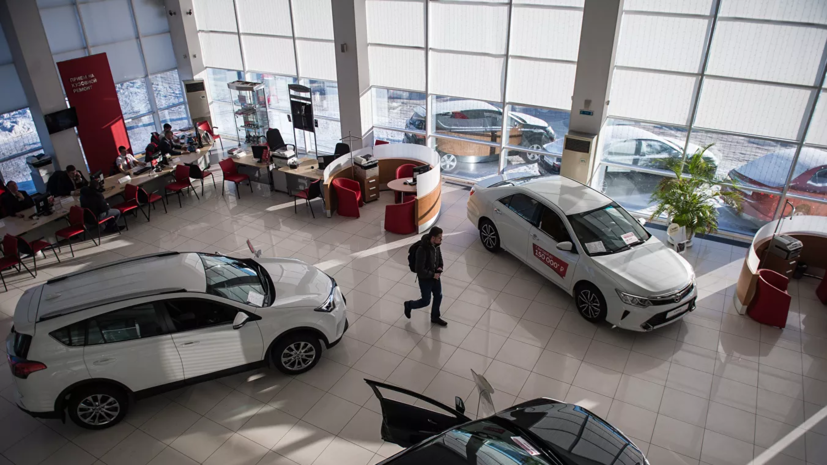 Козак допустил подорожание импортных автомобилей в России