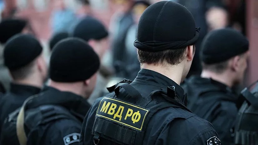 В Татарстане трёх сотрудников МВД уволили из-за учений со школьниками