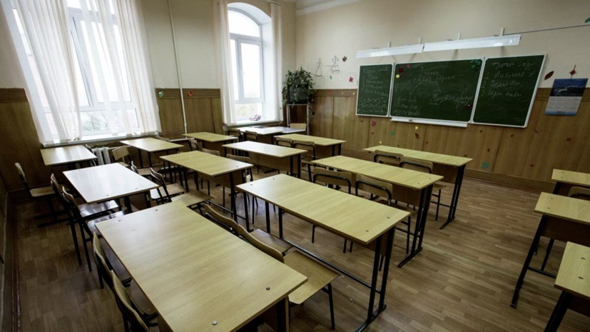 В Екатеринбурге девятиклассник напал с молотком на учительницу