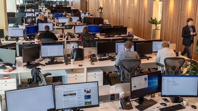Опрос: 47% россиян назвали 2019 год успешным с точки зрения карьеры