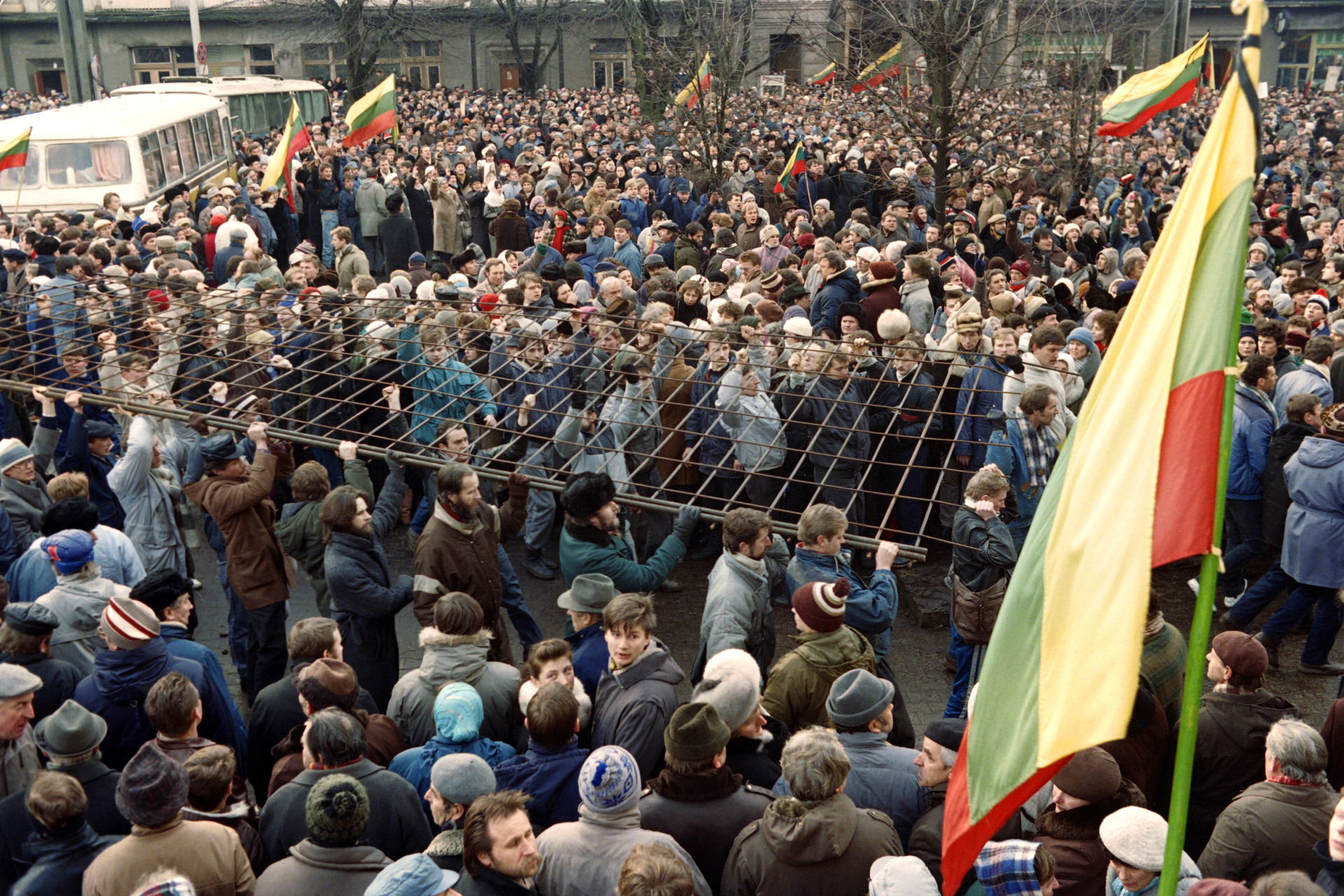 Взгляд на события. Митинги Литва 1991. Митинг 