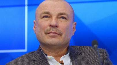 Жулин считает, что фигуристки группы Тутберидзе могут усложнить свои программы перед ЧЕ и ЧМ