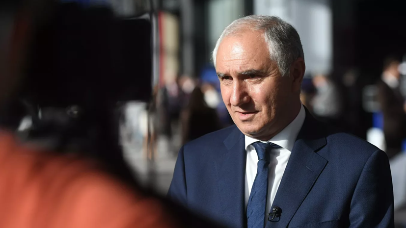 Премьер Абхазии приступил к исполнению обязанностей президента страны